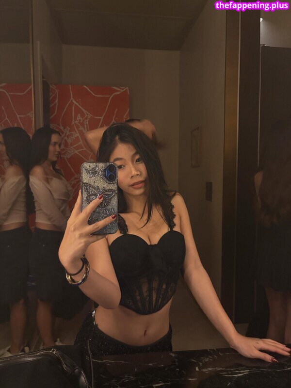 Saipetch B. / aaomhelloo Foto OnlyFans Nuda #264
