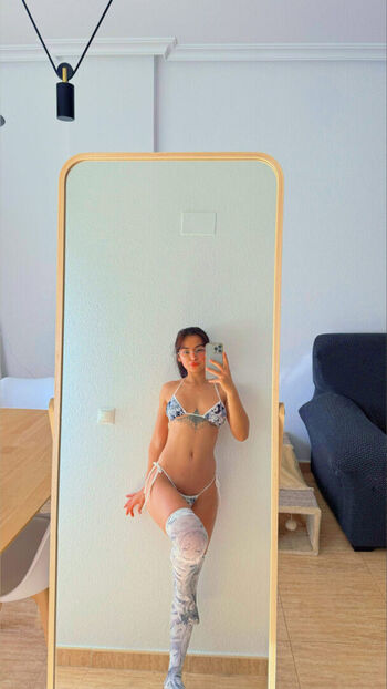 Adriennesexxx