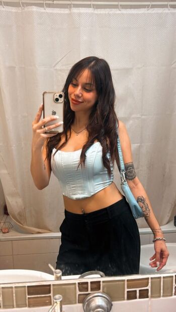 Agustina falvino