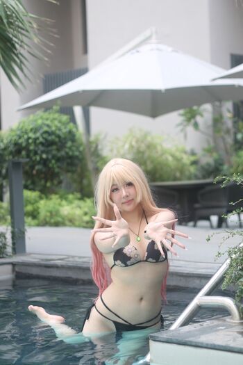 Altariaa_cos
