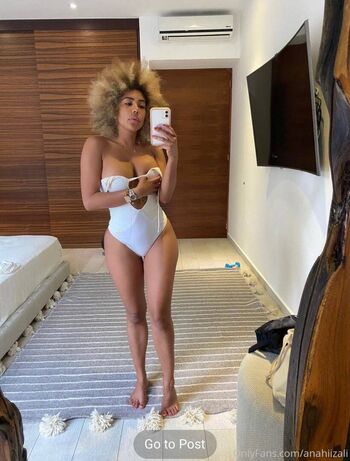 Anahi Izali