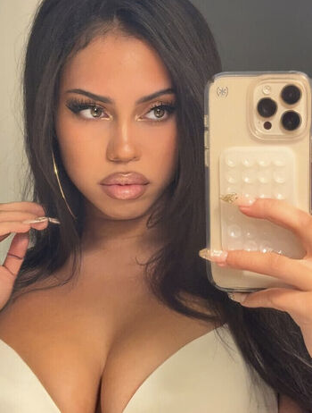 Asia Monet Ray