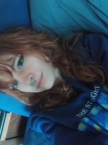 Carmina_bleue