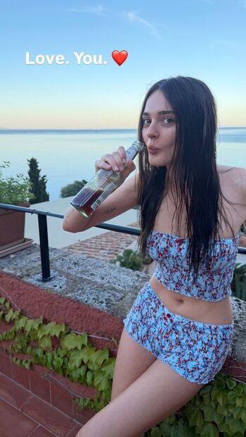 Charlotte Lawrence