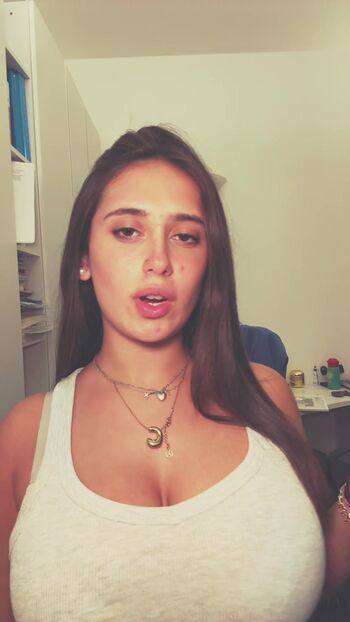 Chloe Carnevaletti