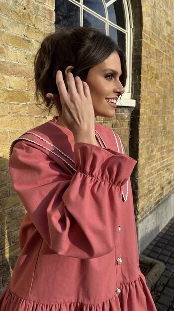 Ellie Taylor 