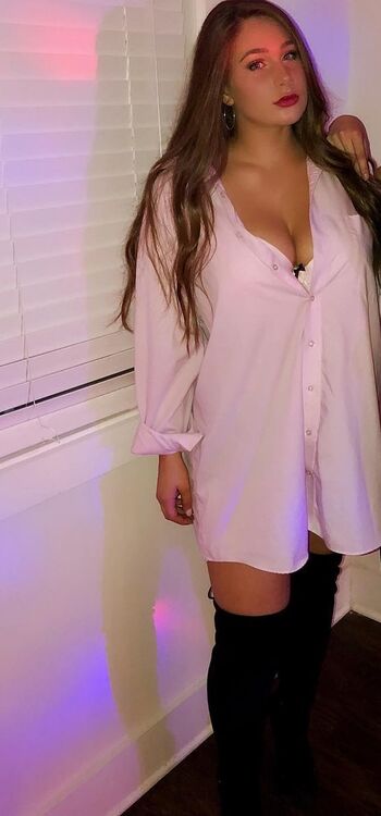 Gina Lewis
