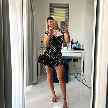 Holly_humphreys