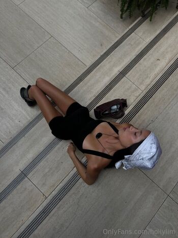 Holly Lim
