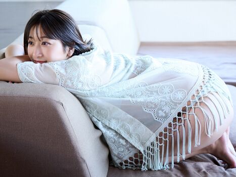 Ina Enohara 榎原依那