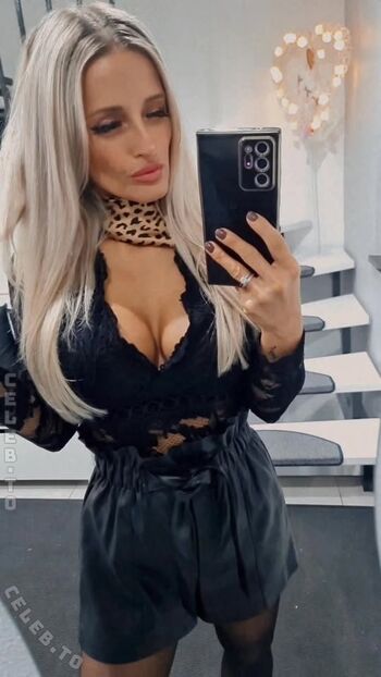 Iva Blondie