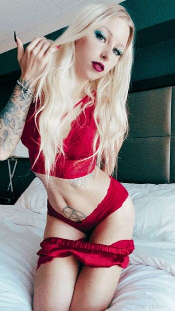 Josie Peach