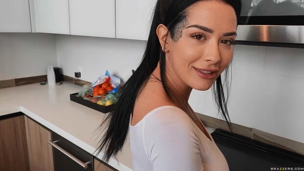 Katrina Jade