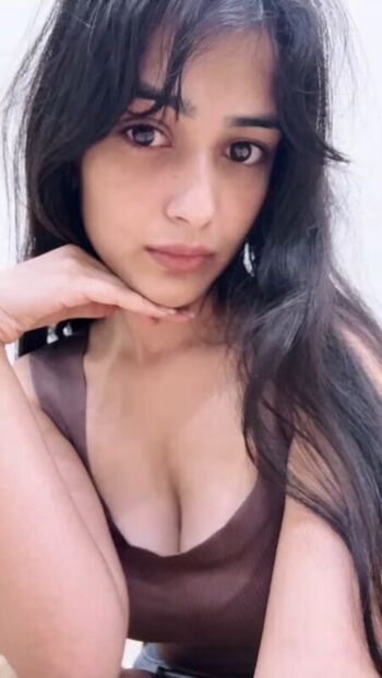 Khushi Maheshwari