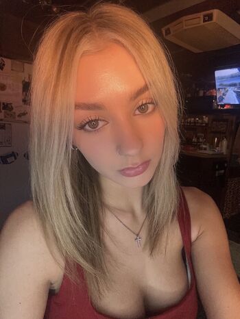 krystinh_