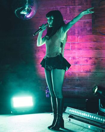 Lauren Mayberry