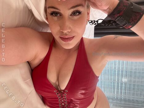Leeloo_jasmin