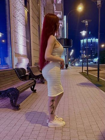 lesya_flin
