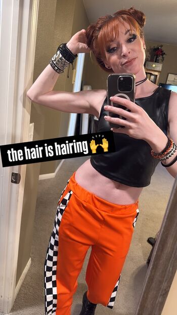 Lisa Foiles