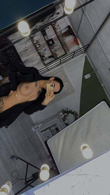 Lustful_slut