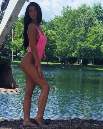 Mia Budaris