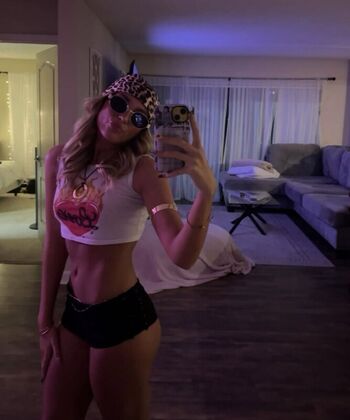 miaawardd
