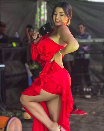 Milagro Flores