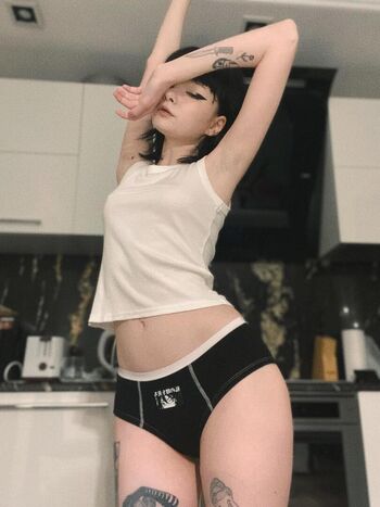 molly_cemma