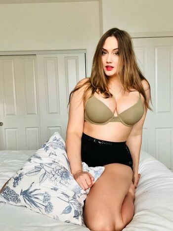 Naomi Kyle