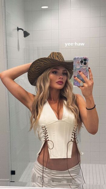 Natalie Alyn Lind