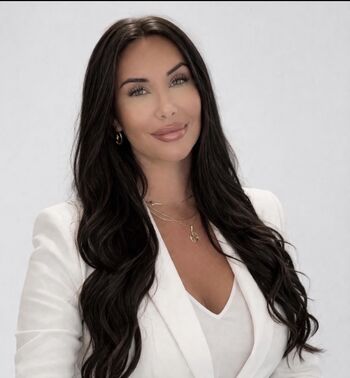Nicole McNair