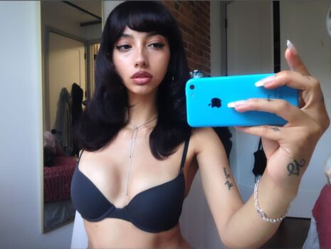 oliviaraynn