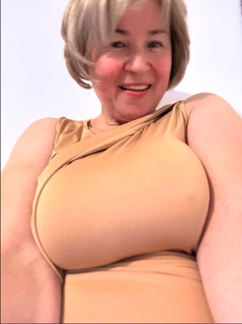 Renate Gray
