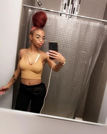 Rozay Molly