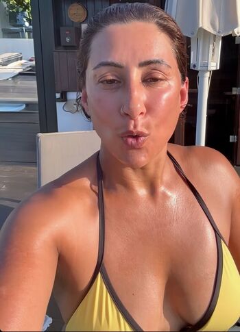 Saira Khan