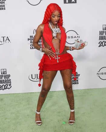 Sexxy Red