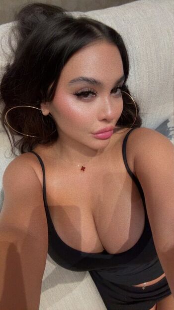 Stella Hudgens
