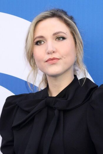 Taylor Tomlinson