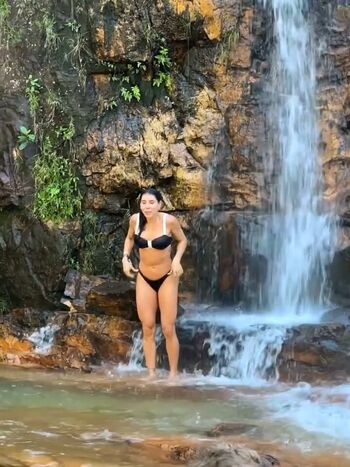 Thaís Bianca