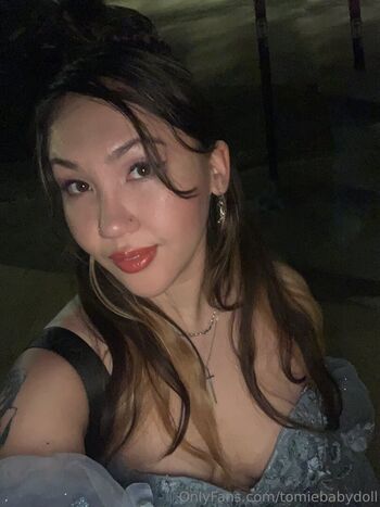 tomiebabydoll