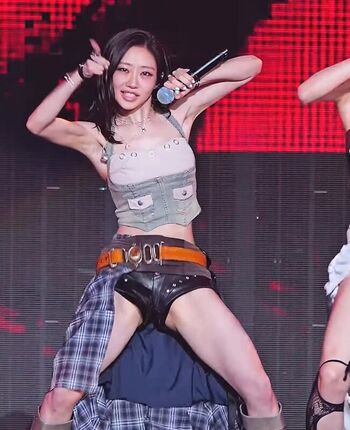 WomenK-pop