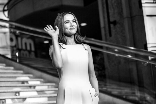 Zoey Deutch