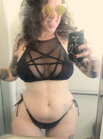 Zsu Zsu Starr